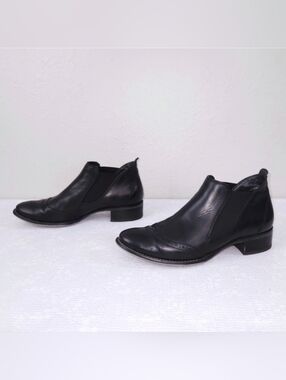 Paul Green Jay Wingtip Chelsea Ankle Booties US 6